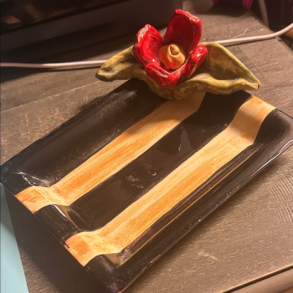 Handcrafted Red Floral Ceramic Tray -‎ Home Accents